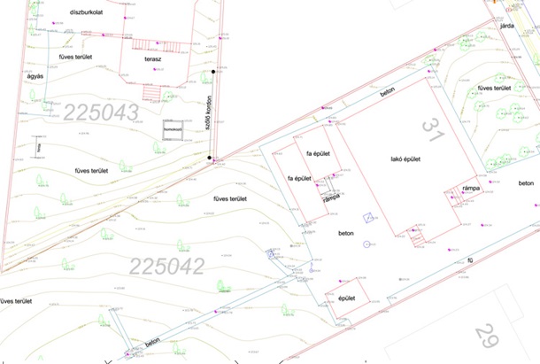 Geodéziai felmérés részlete épületekkel, burkolatokkal, szintadatokkal és szintvonalakkal